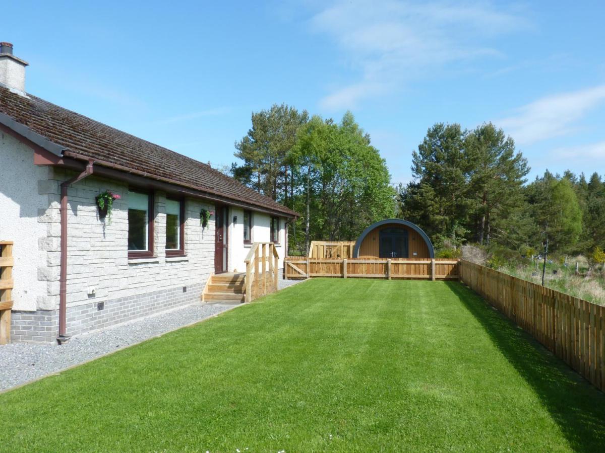 Tanleys B&B Grantown-on-Spey Bagian luar foto